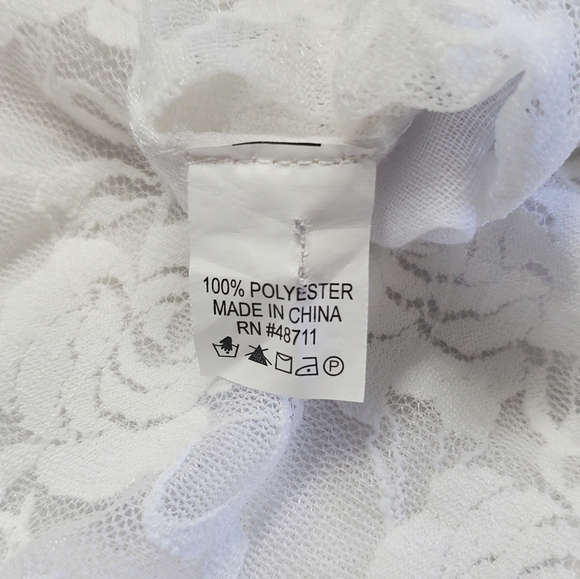 Women's Infinity Scarf White Floral Lace Lightweight All Season Scarf - Picture 3 of 12